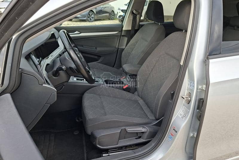 Volkswagen Golf 8 2.0TDi/DSG/ACC