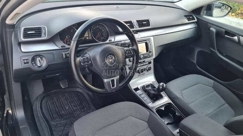 Volkswagen Passat B7 2.0TDI  BLUEMOTION