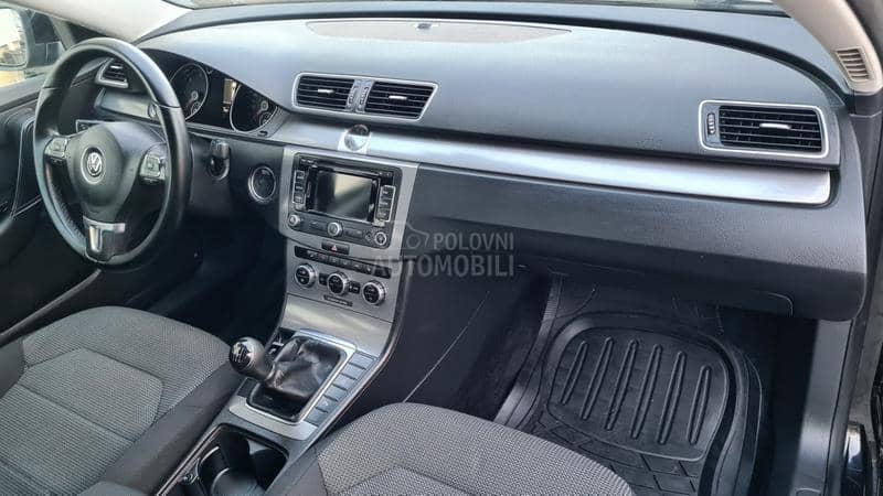 Volkswagen Passat B7 2.0TDI  BLUEMOTION
