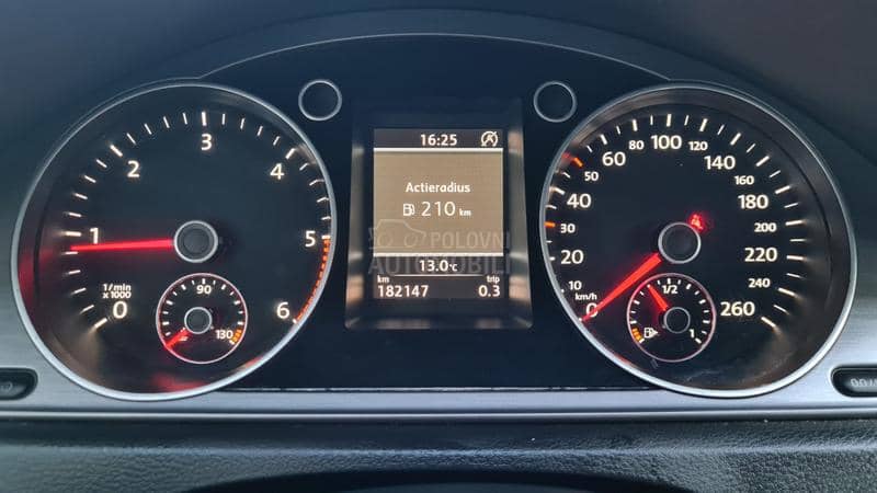 Volkswagen Passat B7 2.0TDI  BLUEMOTION
