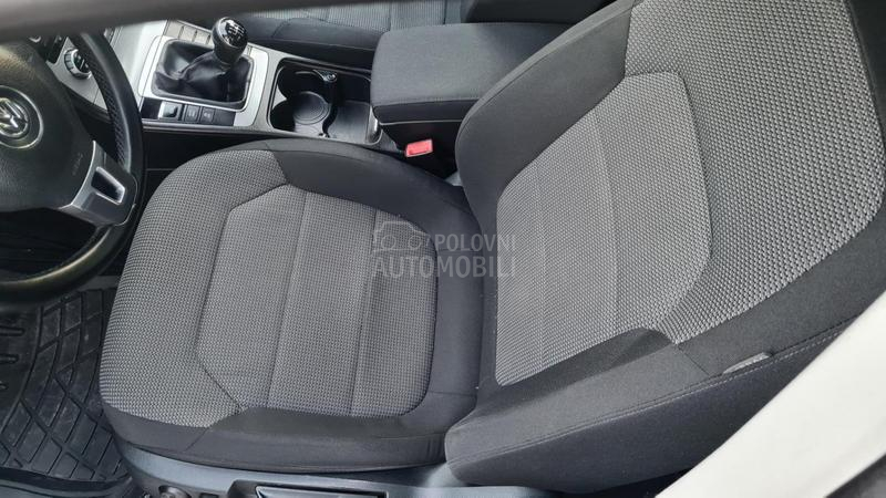 Volkswagen Passat B7 2.0TDI  BLUEMOTION