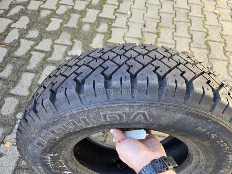 Fulda 225/75 R16 Sve sezone