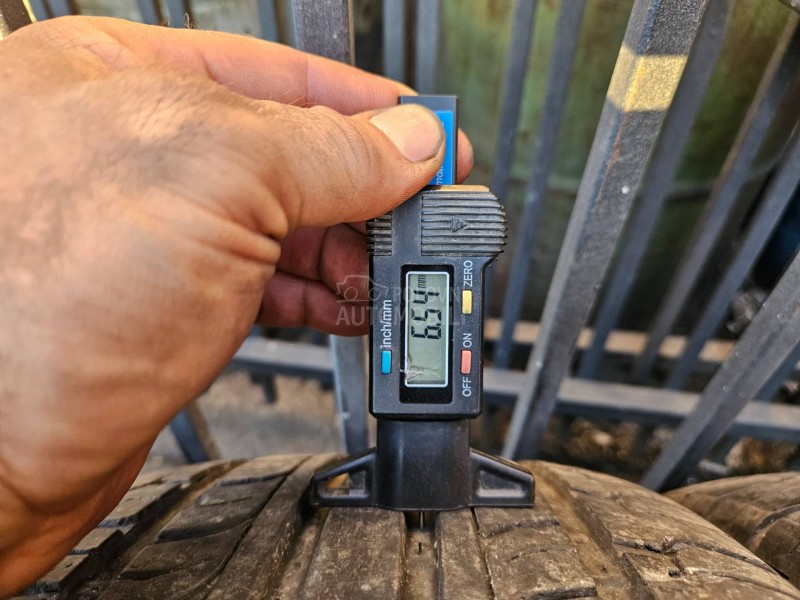 Hankook 235/50 R19 Letnja