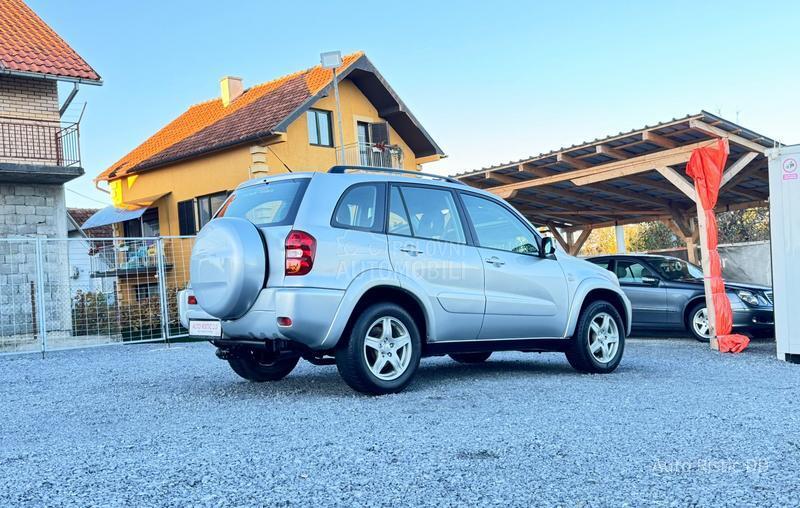 Toyota RAV 4 2.0 D-4D  T O P