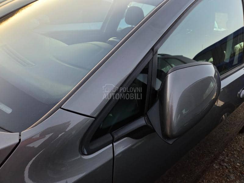 Volkswagen Golf 7 1.6TDi  BLUEMOTION