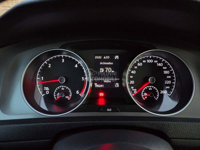 Volkswagen Golf 7 1.6TDi  BLUEMOTION