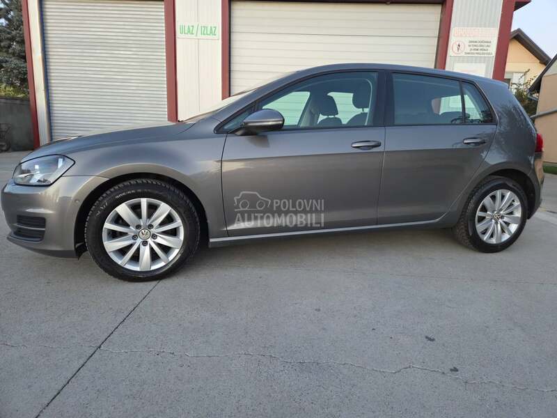 Volkswagen Golf 7 1.6TDi  BLUEMOTION