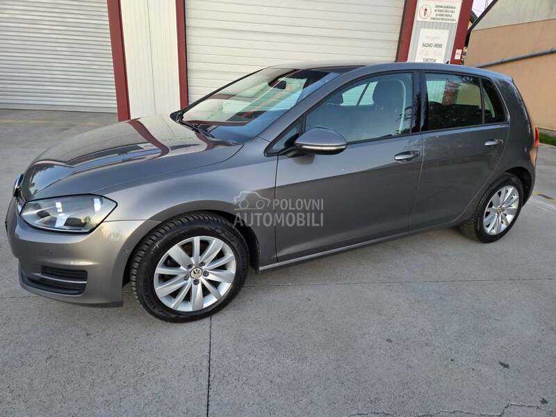 Volkswagen Golf 7 1.6TDi  BLUEMOTION