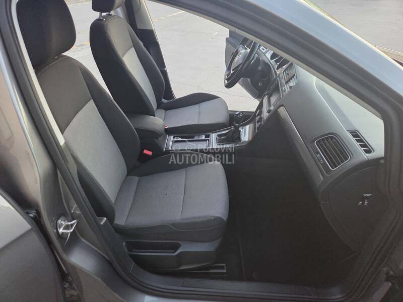 Volkswagen Golf 7 1.6TDi  BLUEMOTION