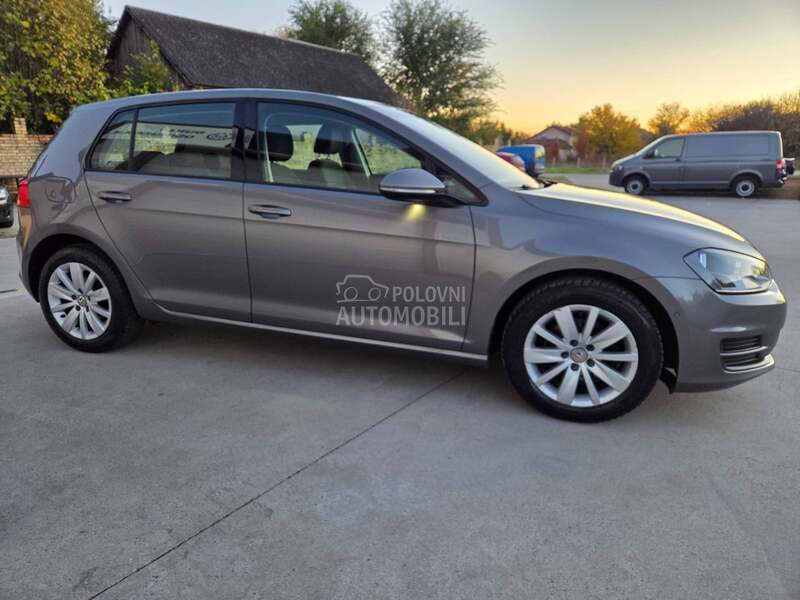 Volkswagen Golf 7 1.6TDi  BLUEMOTION