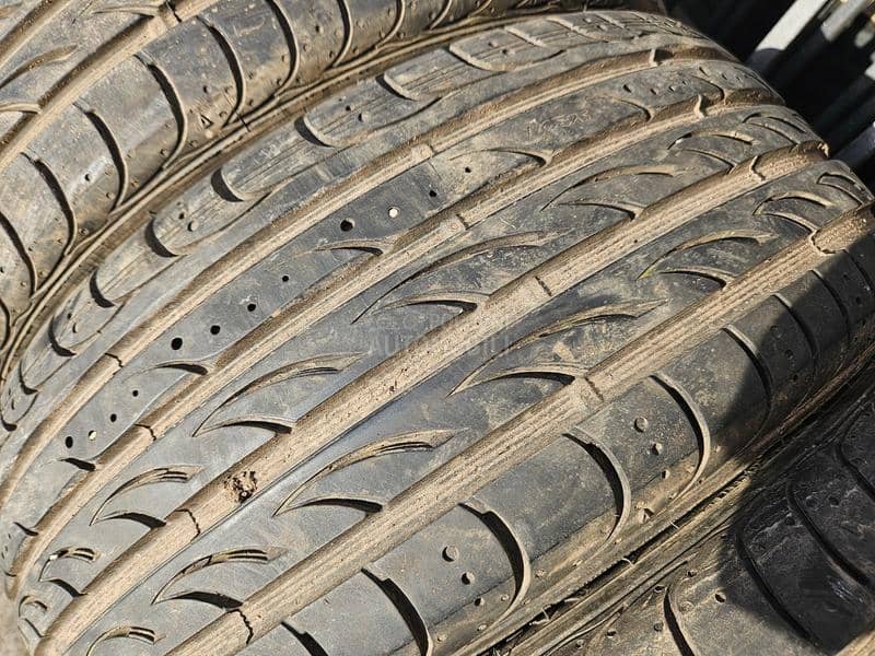 Syron 205/40 R16 Letnja