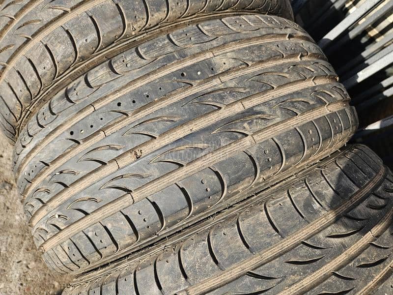 Syron 205/40 R16 Letnja