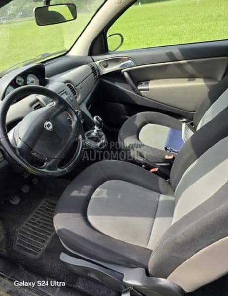 1.3 mj ceo auto u delovima