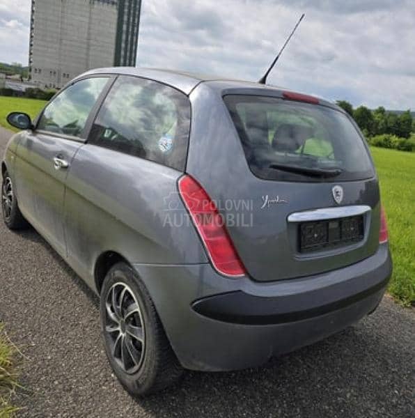 1.3 mj ceo auto u delovima