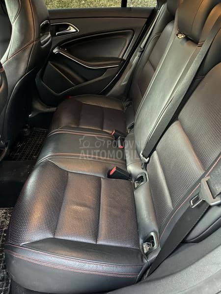 Mercedes Benz CLA 200 AMG