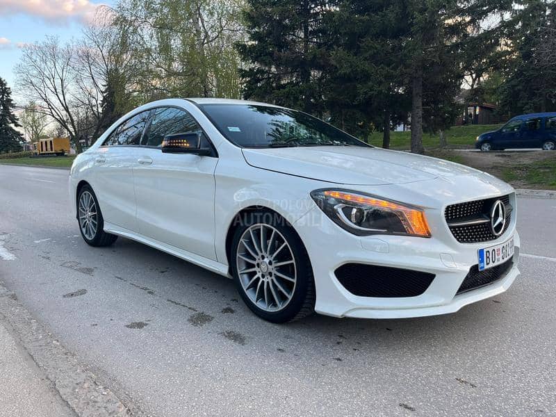 Mercedes Benz CLA 200 AMG