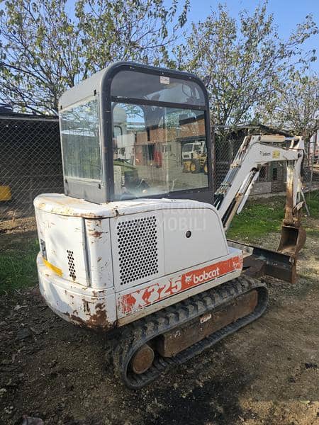 Bobcat 325