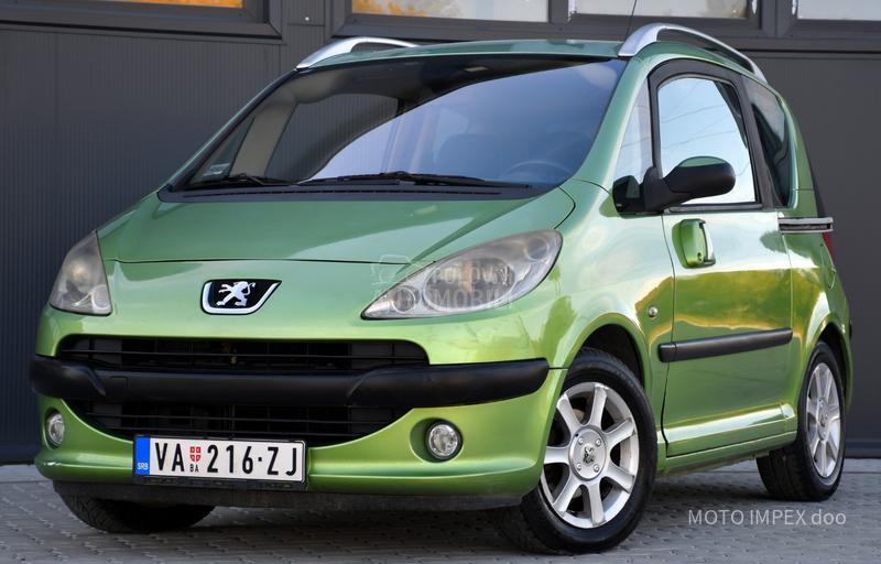 Peugeot 1007 1.4 HDI / URBAN