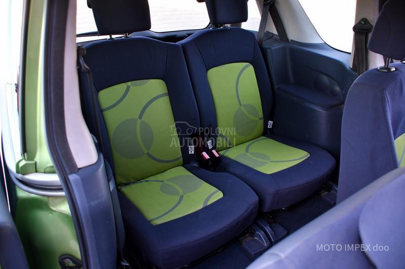 Peugeot 1007 1.4 HDI / URBAN