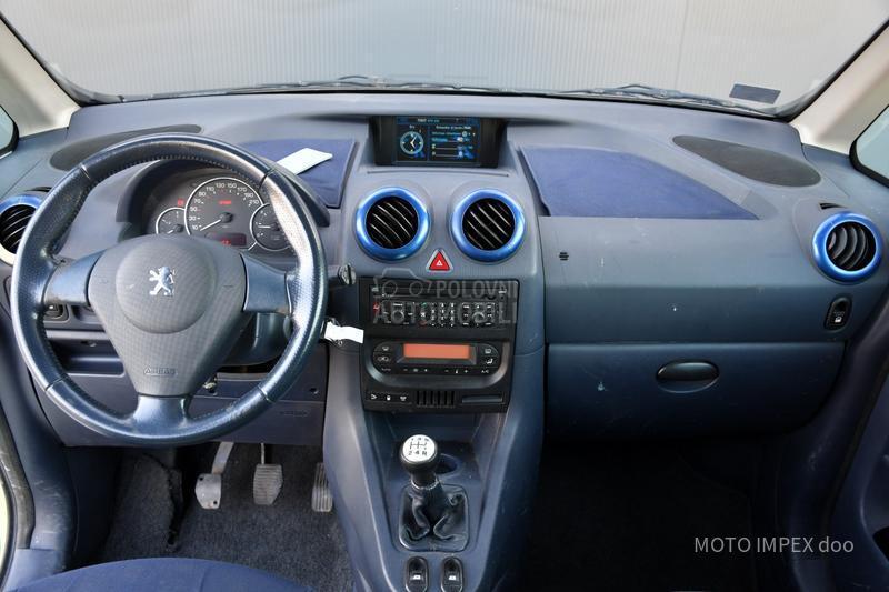 Peugeot 1007 1.4 HDI / URBAN