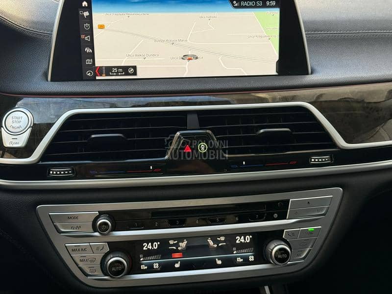 BMW 730 HEAD UP SOFT CLOSE