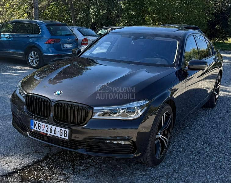 BMW 730 HEAD UP SOFT CLOSE