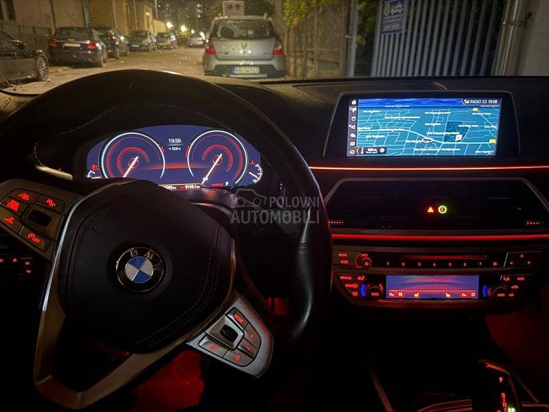 BMW 730 HEAD UP SOFT CLOSE