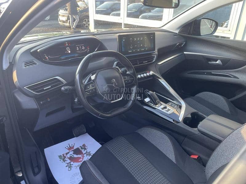 Peugeot 3008 1.2 B Autom