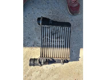 Interkuler za Audi A4 od 2001. do 2007. god.