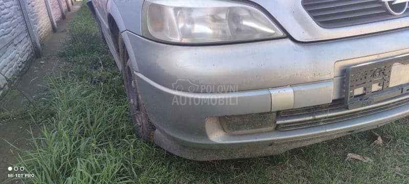 Astra G prednji branik z157