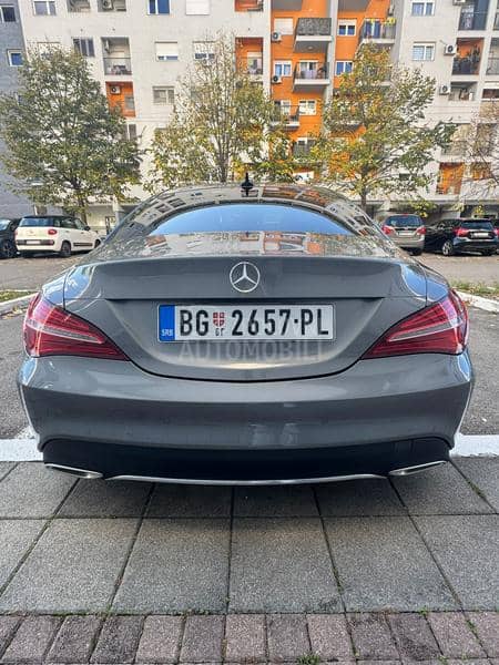 Mercedes Benz CLA 180 