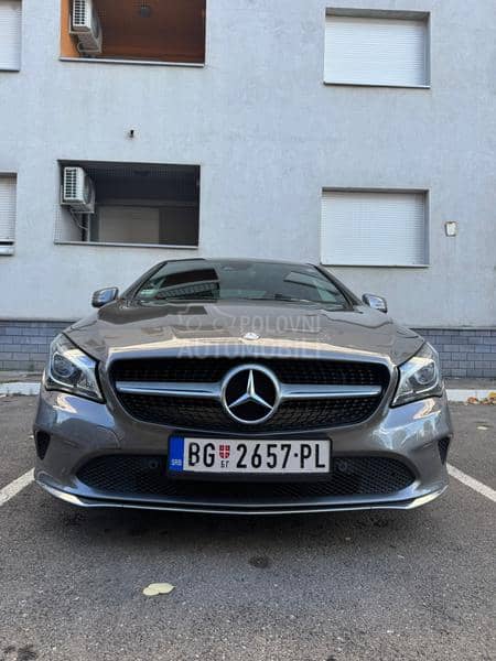 Mercedes Benz CLA 180 