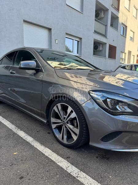 Mercedes Benz CLA 180 