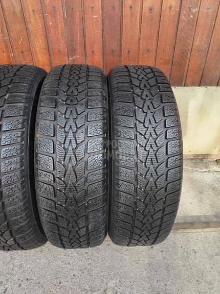 Dunlop 175/65 R15 Zimska