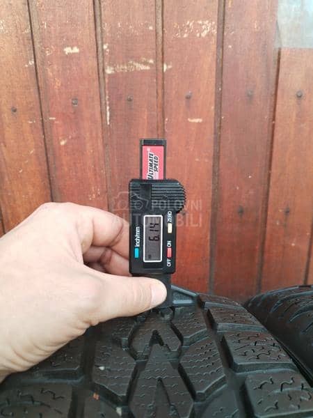 Dunlop 175/65 R15 Zimska