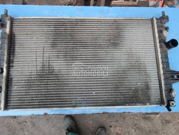 hladnjak vode 1.4 za Opel Astra H