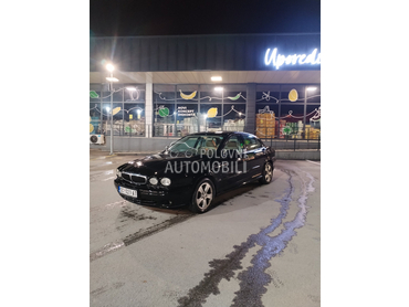 Jaguar X-Type 