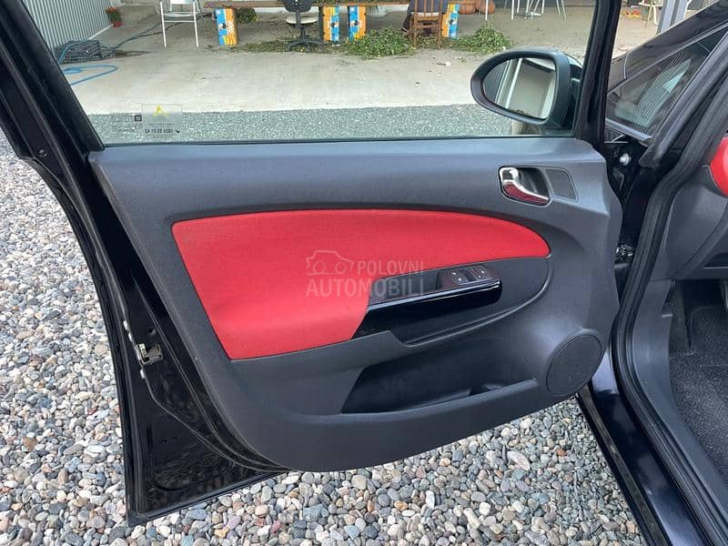 Opel Corsa D 1.2ENJOY BLACK RED