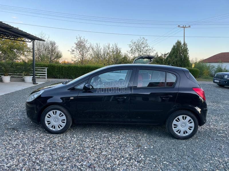 Opel Corsa D 1.2ENJOY BLACK RED