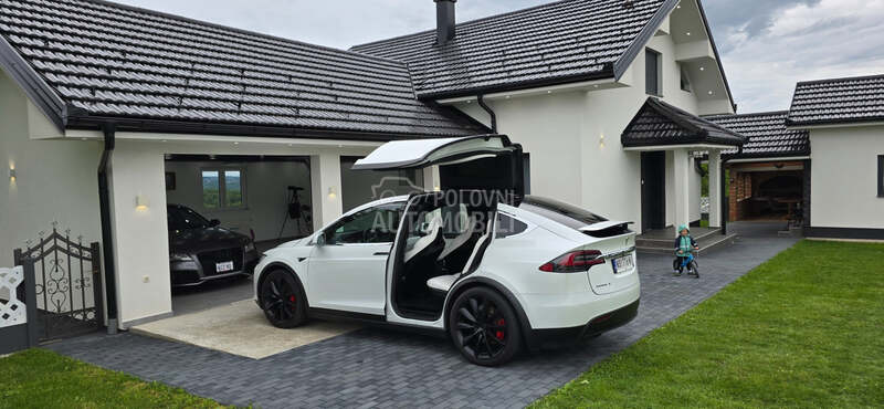 Tesla Model X P100D Ludicrous Plus