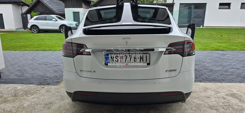 Tesla Model X P100D Ludicrous Plus