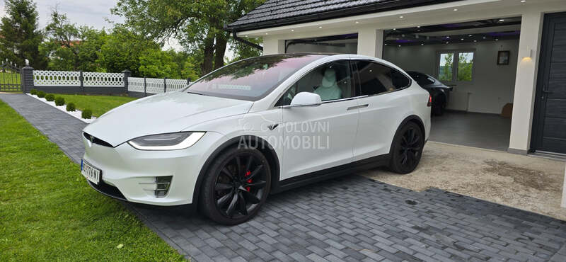 Tesla Model X P100D Ludicrous Plus