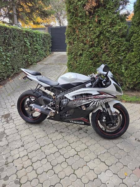 Yamaha r6