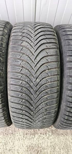 Hankook 205/55 R16 Zimska