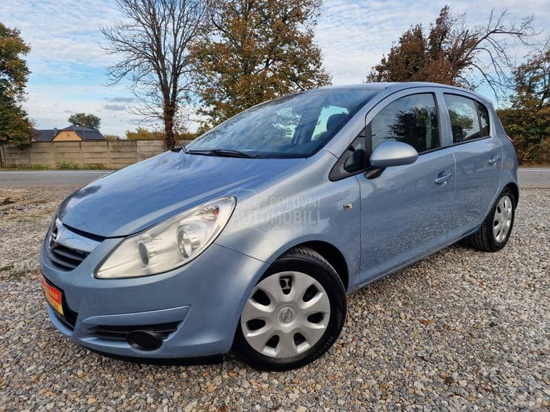 Opel Corsa D 1.2 B.E.N.Z.I.N