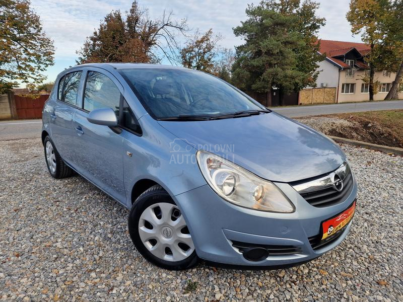 Opel Corsa D 1.2 B.E.N.Z.I.N