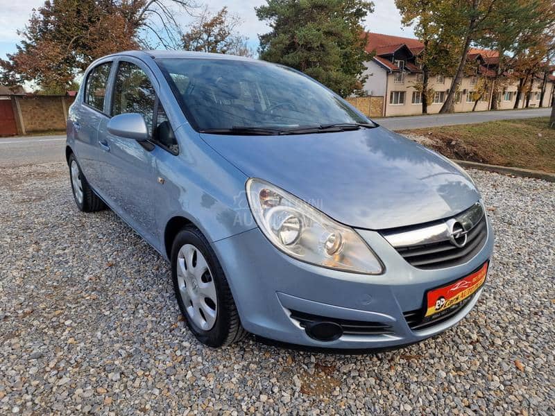 Opel Corsa D 1.2 B.E.N.Z.I.N