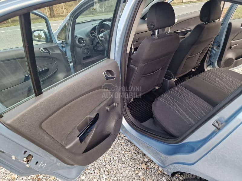 Opel Corsa D 1.2 B.E.N.Z.I.N