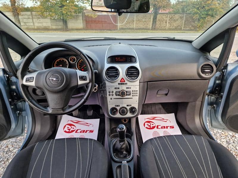 Opel Corsa D 1.2 B.E.N.Z.I.N