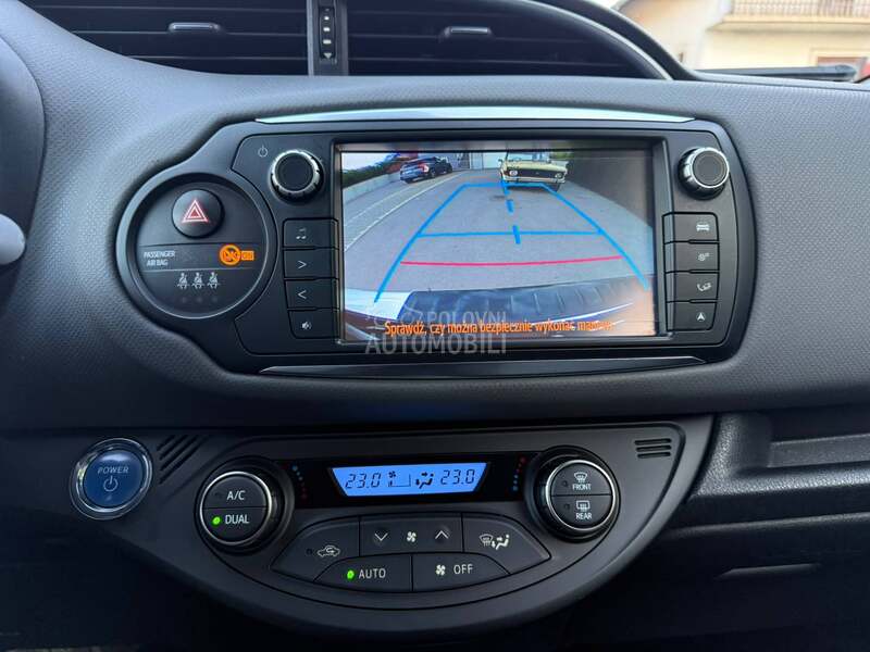 Toyota Yaris 1.5 B.E.N.Z/H.Y.B.R